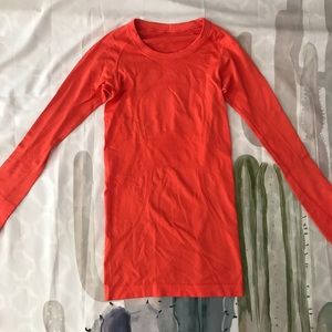 Lululemon Athletica long sleeve